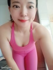 水超级多的丰满大奶少妇