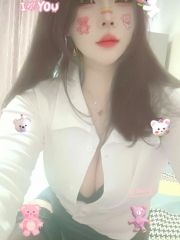 大屁股舌吻69骚女神