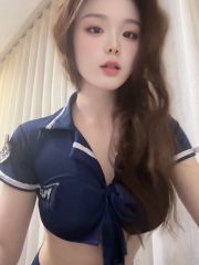 小靓妹大胸粉嫩紧致