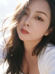 妩媚风情大奶少妇