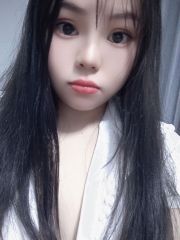性感美乳小妖精