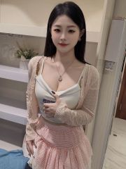 火辣颜值女友玫瑰