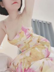 玩弄黑丝肥臀骚货