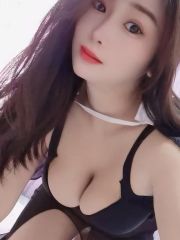 性感大胸嫩妹