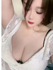 大奶小蜜蜂