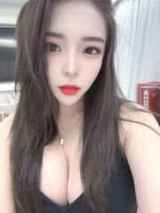 大奶子翘臀三通小姐姐