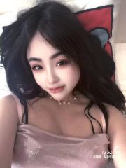 服装模特兼职Lily