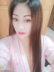 美臀美胸小喇叭