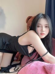 大长腿反差小骚妹粉嫩多汁