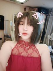 服务系小色魔，骚穴很紧