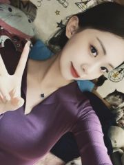 武侯风骚小女友