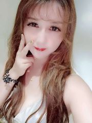 兼职胸大姐姐