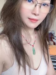 骚逼少妇