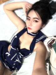 性感白虎小妹骚劲十足