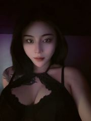 性感酒吧大胸妹