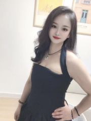 完美身材小妹盈盈乖巧听话