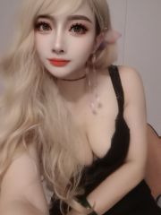 甜美性感迷人