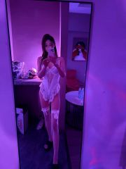 滋润小美女
