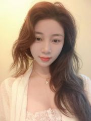 迷人的顺从物小妖精