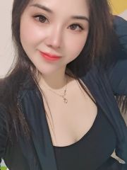 性感榨汁毒龙荡妇