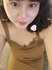 大胸妹子