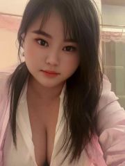 微胖大奶妹茜茜