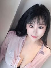 丰满的妞悦悦
