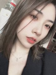 兼职魔鬼身材的小野猫太勾魂了