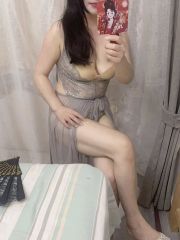 豹纹女神很性感