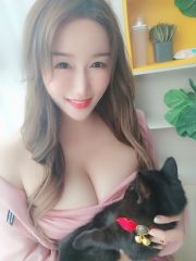 性感丰满小娇妻服务一流