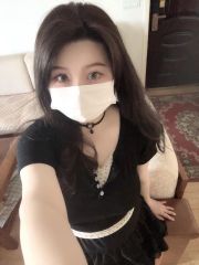 肥臀巨乳迷人小姐姐