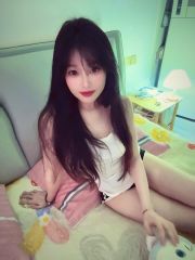 刚下海粉嫩的妹子蹭一下就流水