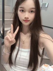 年轻兼职小妹