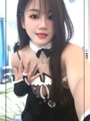 水嫩小姐姐
