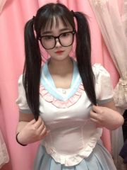 马尾小萝莉