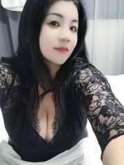 巨乳奶妈