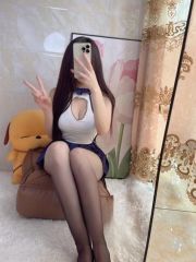 肤白貌美气质佳