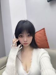身材性感美臀小妹