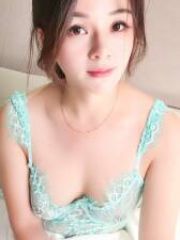 大奶子风流美女