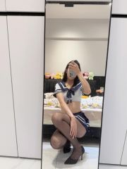 妖娆妩媚小少妇
