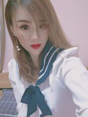 小姐姐制服诱惑美