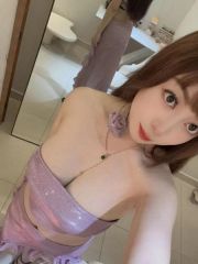 年轻貌美骚妹子