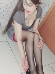 美乳水多性感骚姐姐