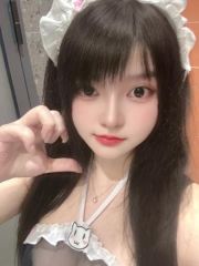 大胸妹闹闹