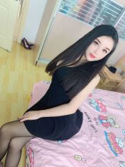 黑丝小骚妹