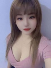 刚下海粉嫩大奶