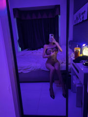 肤白貌美小妹，敏感易高潮
