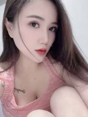 蜜桃粉嫩多汁邻家妹妹