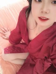 宁波小姐姐性格好头发及腰