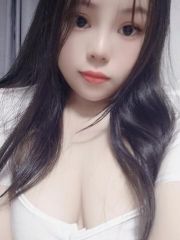 爱吃荔枝的反差妹妹